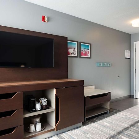 Hampton Inn & Suites Salt Lake City Airport Extérieur photo